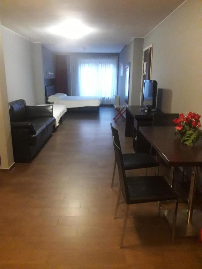 Hotel La Louve La Louvière Eksteriør billede